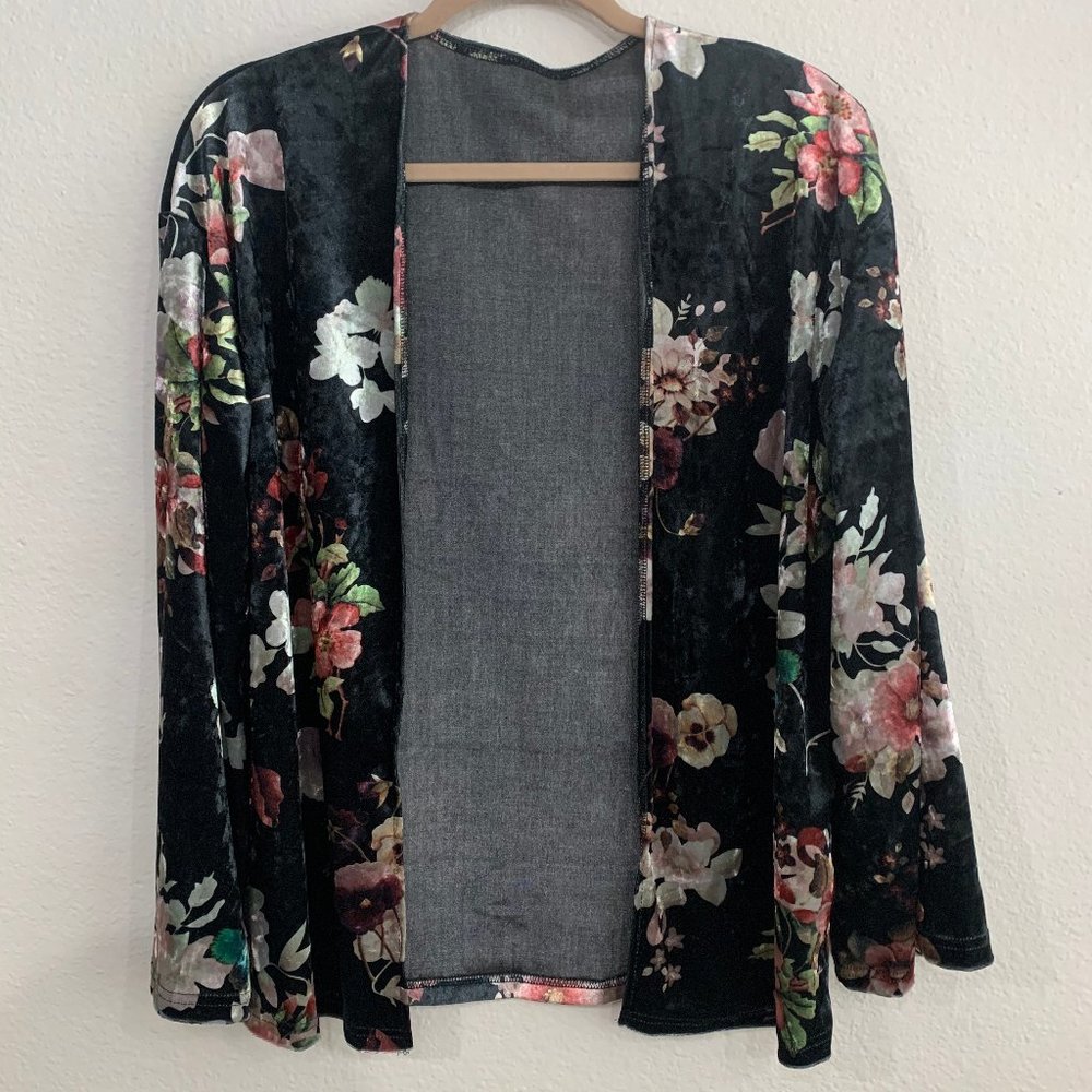 SHEIN Black Floral Velvet Kimono | One Size